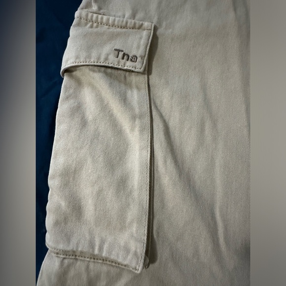 Aritzia TNA Beige Cargo Pants - Picture 4 of 5